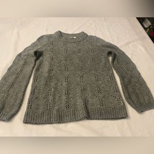 Women’s GAP sweater